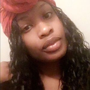 Meet your Posher, Keara